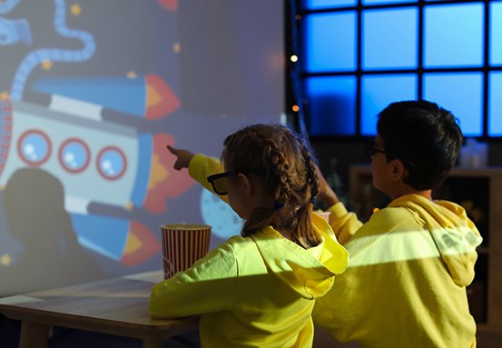 Projeção de até 150”